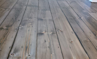 baltic-pine-with-reduced-black-stain